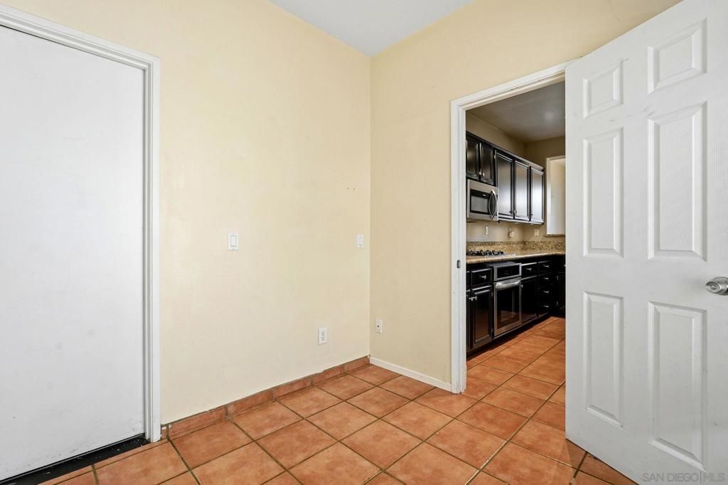Image 7 of property listing at 465 Belle Vista Dr 173, Chula Vista, CA 91910