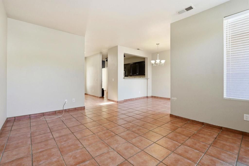 Image 9 of property listing at 465 Belle Vista Dr 173, Chula Vista, CA 91910