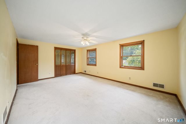 5 Redwood Street, Enfield, CT 06082