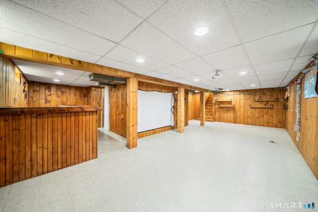 5 Redwood Street, Enfield, CT 06082