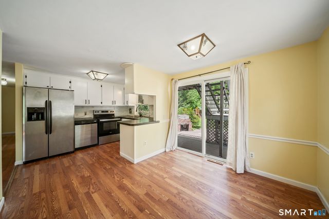 5 Redwood Street, Enfield, CT 06082