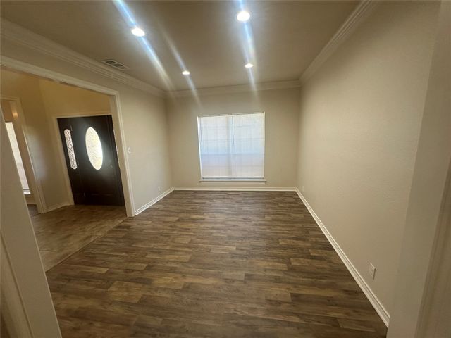 1724 Alpine Drive, Sherman, TX 75092