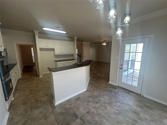 1724 Alpine Drive, Sherman, TX 75092