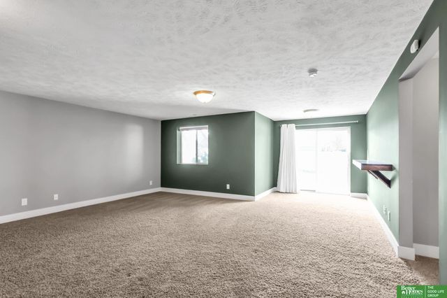 12002 S 212 Street, Gretna, NE 68028