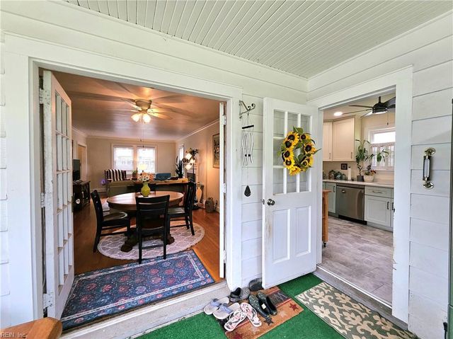 17 S Juniper ST, Hampton, VA 23669