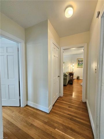 17 S Juniper ST, Hampton, VA 23669