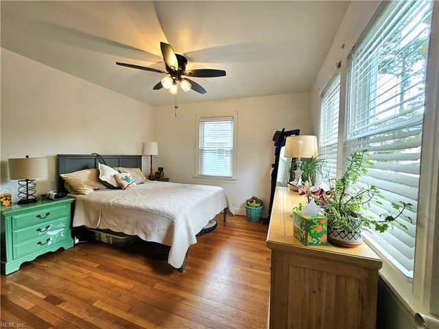 17 S Juniper ST, Hampton, VA 23669