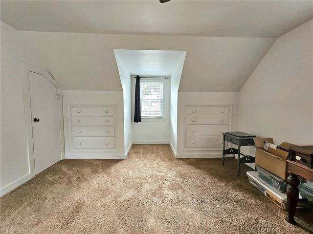 17 S Juniper ST, Hampton, VA 23669