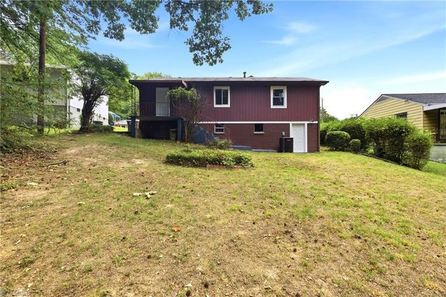 1512 Hooks Street, Greensboro, NC 27401