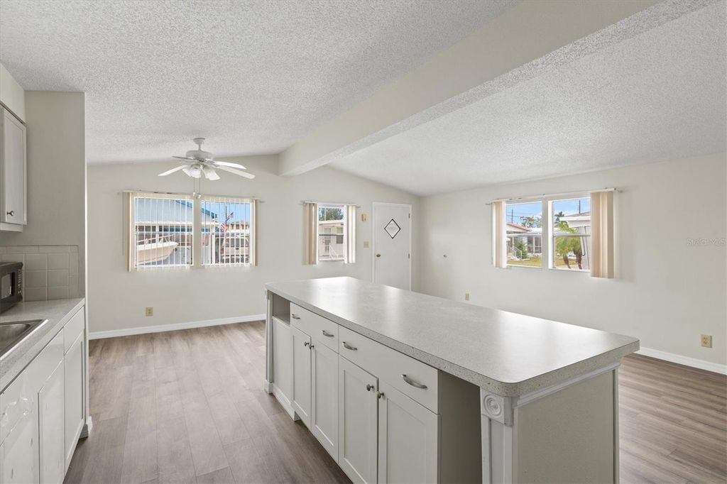 Image 17 of property listing at 3831 115TH STREET COURT W, Bradenton, FL 34210