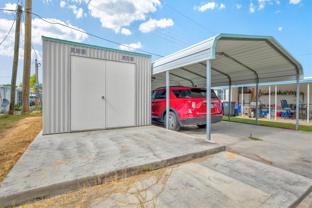 Image 34 of property listing at 3831 115TH STREET COURT W, Bradenton, FL 34210