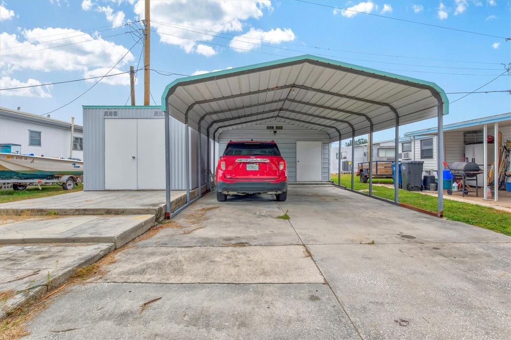 Image 43 of property listing at 3831 115TH STREET COURT W, Bradenton, FL 34210