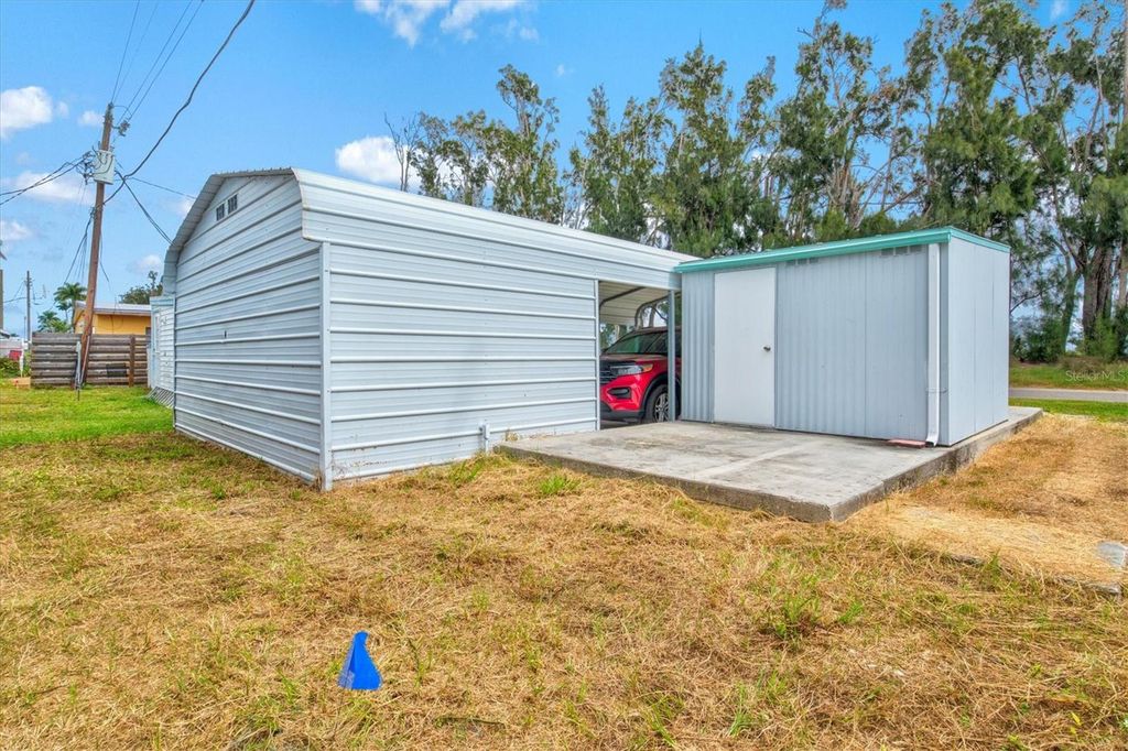 Image 45 of property listing at 3831 115TH STREET COURT W, Bradenton, FL 34210