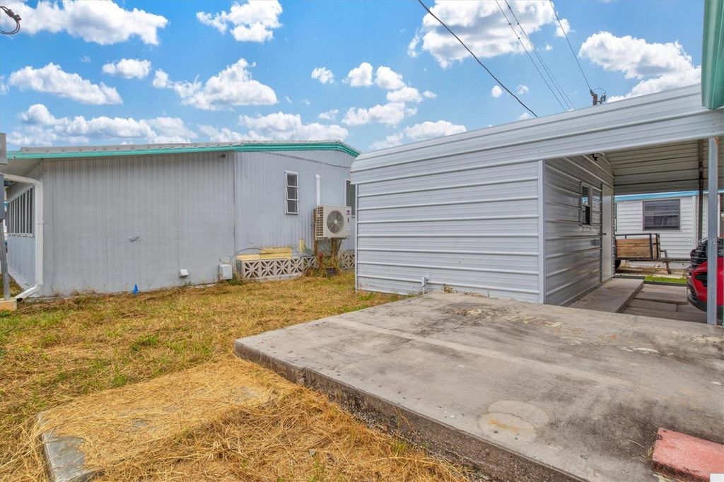 Image 46 of property listing at 3831 115TH STREET COURT W, Bradenton, FL 34210