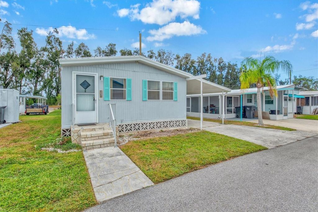 Image 48 of property listing at 3831 115TH STREET COURT W, Bradenton, FL 34210