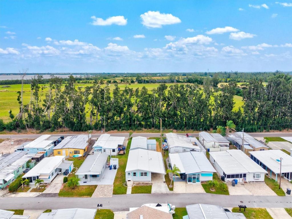 Image 52 of property listing at 3831 115TH STREET COURT W, Bradenton, FL 34210