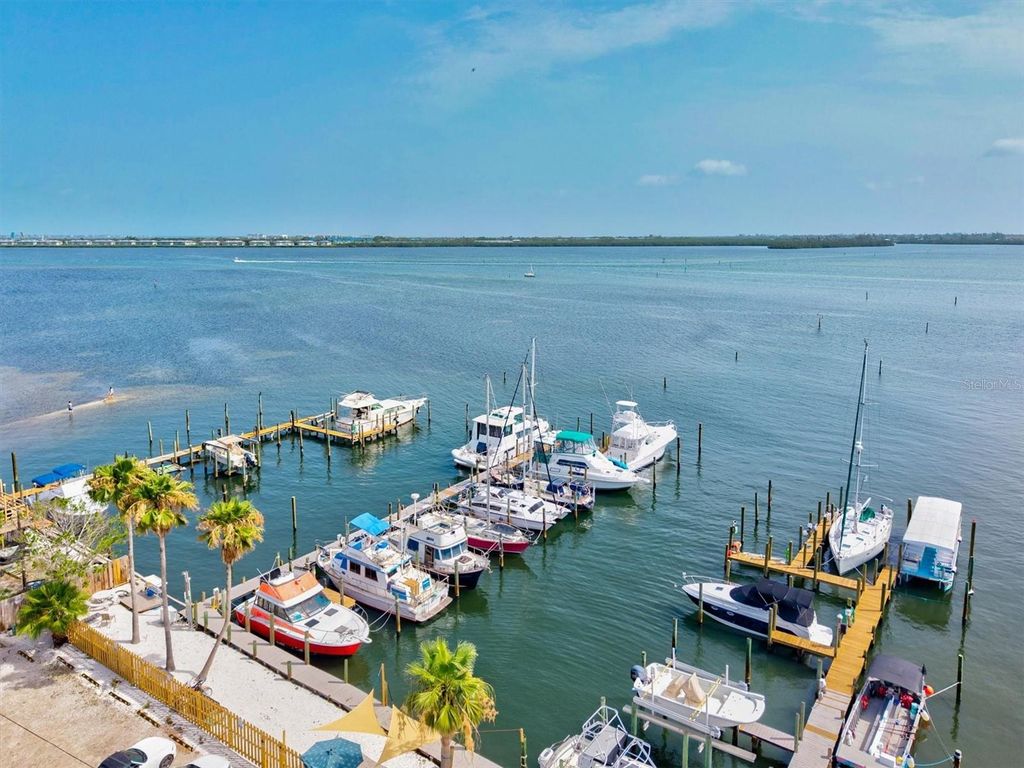 Image 64 of property listing at 3831 115TH STREET COURT W, Bradenton, FL 34210