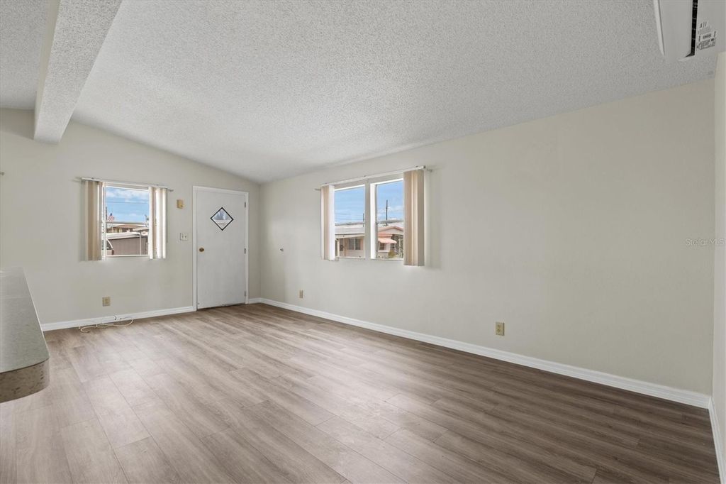 Image 9 of property listing at 3831 115TH STREET COURT W, Bradenton, FL 34210