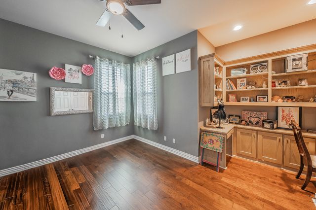 225 Sherry Lane, Burleson, TX 76028