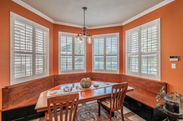 225 Sherry Lane, Burleson, TX 76028