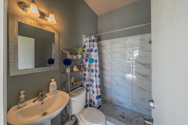 225 Sherry Lane, Burleson, TX 76028
