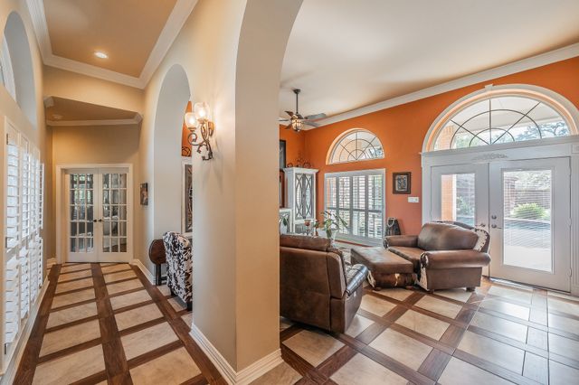 225 Sherry Lane, Burleson, TX 76028