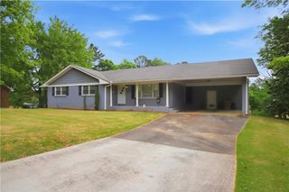 6568 Randall Mark Drive, Morrow, GA 30260
