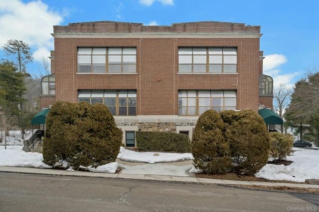 33 Roselle Avenue K, Pleasantville, NY 10570