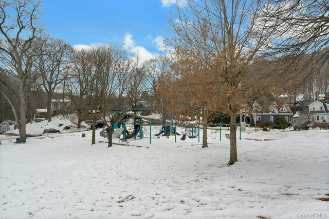 33 Roselle Avenue K, Pleasantville, NY 10570