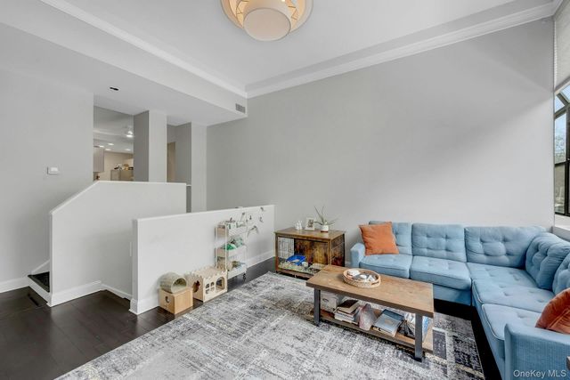 33 Roselle Avenue K, Pleasantville, NY 10570