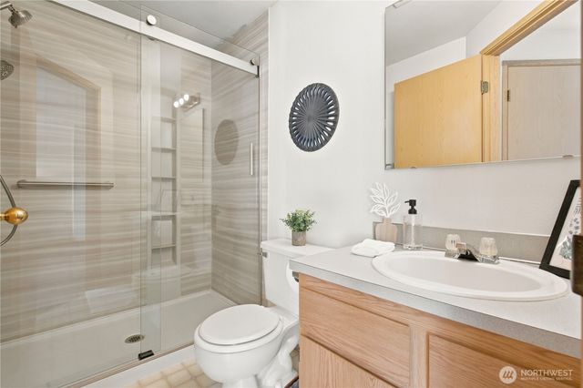 1059 NE Regal Court, Bremerton, WA 98311