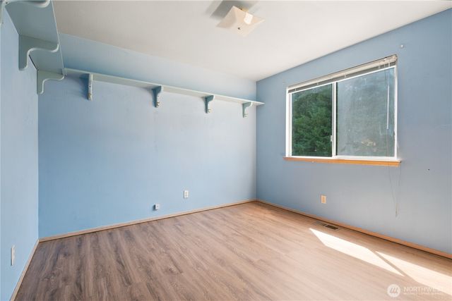 1059 NE Regal Court, Bremerton, WA 98311