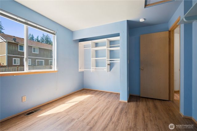 1059 NE Regal Court, Bremerton, WA 98311