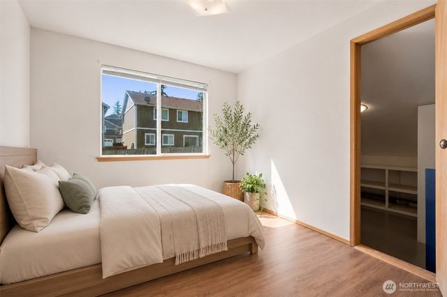1059 NE Regal Court, Bremerton, WA 98311