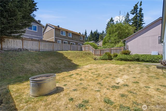 1059 NE Regal Court, Bremerton, WA 98311