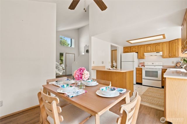 1059 NE Regal Court, Bremerton, WA 98311