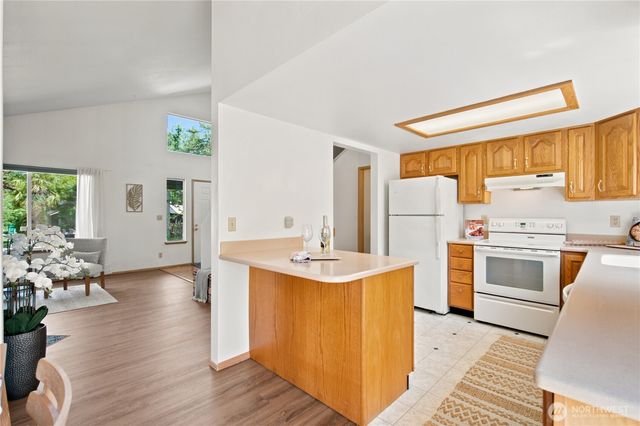 1059 NE Regal Court, Bremerton, WA 98311
