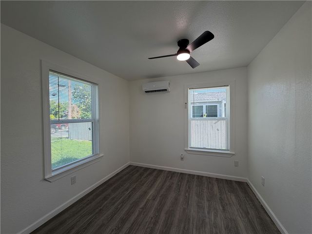 4213 Elvira Dr, Corpus Christi, TX 78416