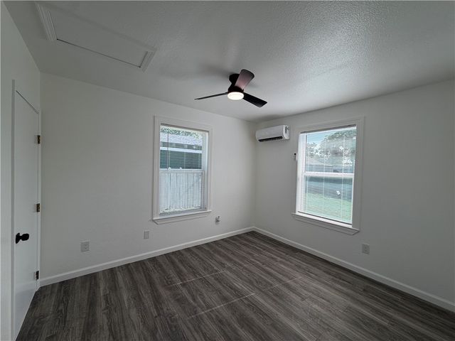 4213 Elvira Dr, Corpus Christi, TX 78416