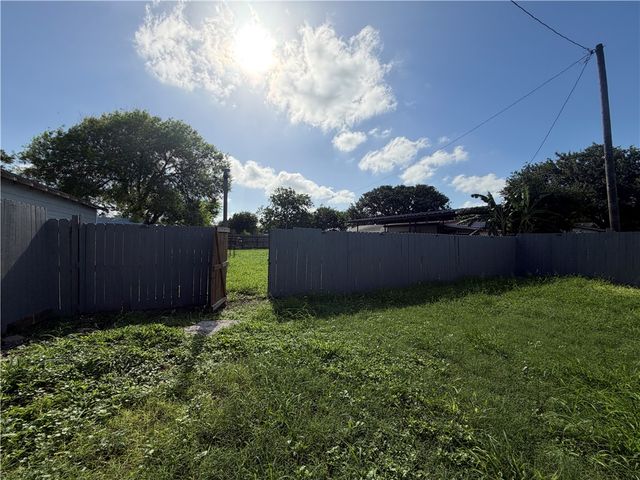 4213 Elvira Dr, Corpus Christi, TX 78416
