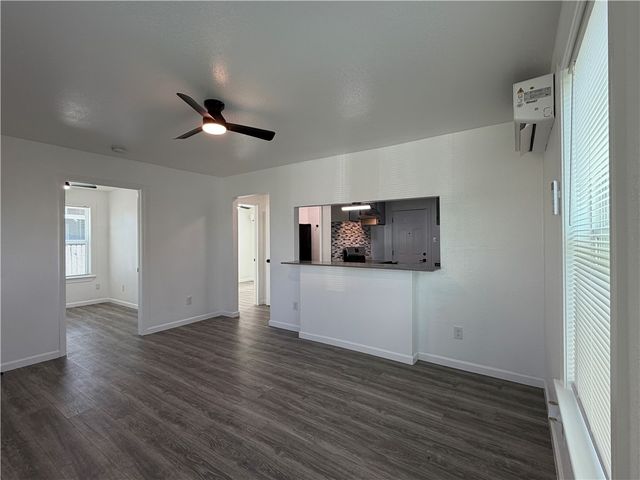 4213 Elvira Dr, Corpus Christi, TX 78416