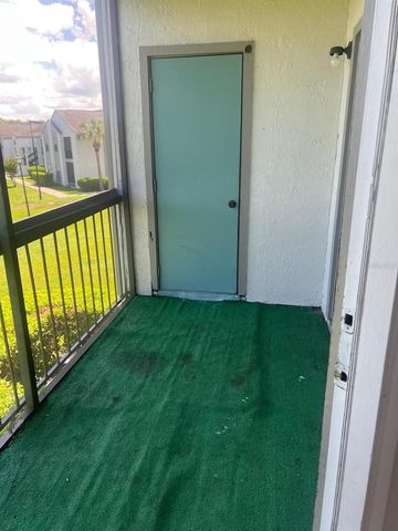 2231 CASCADES BOULEVARD 204, Kissimmee, FL 34741