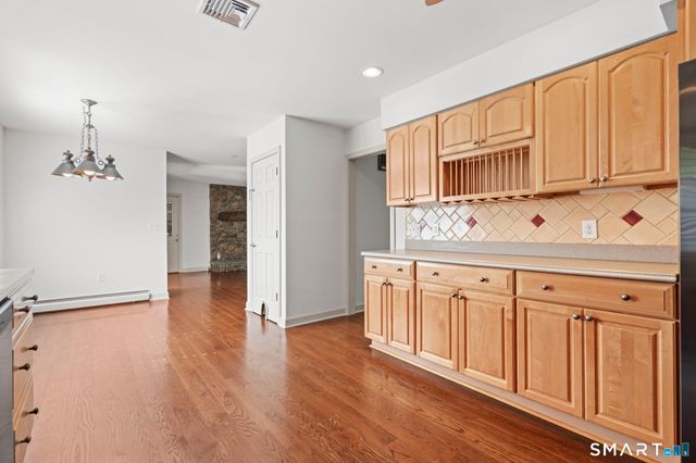 201 Skyview Drive, Southbury, CT 06488