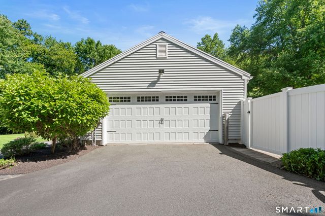 201 Skyview Drive, Southbury, CT 06488