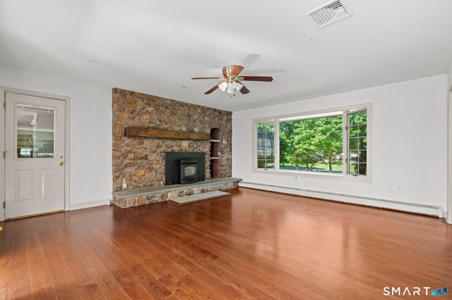 201 Skyview Drive, Southbury, CT 06488