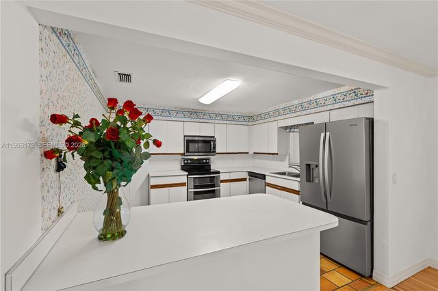 736 Alhambra Cir, Coral Gables, FL 33134