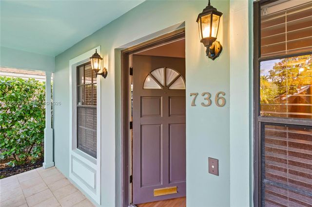 736 Alhambra Cir, Coral Gables, FL 33134