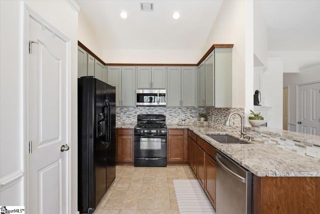 260 Applehill Way, Simpsonville, SC 29681