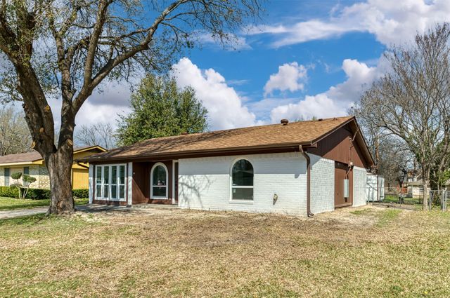 1715 Trade Winds Drive, Dallas, TX 75241