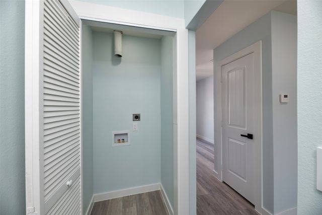 1715 Trade Winds Drive, Dallas, TX 75241